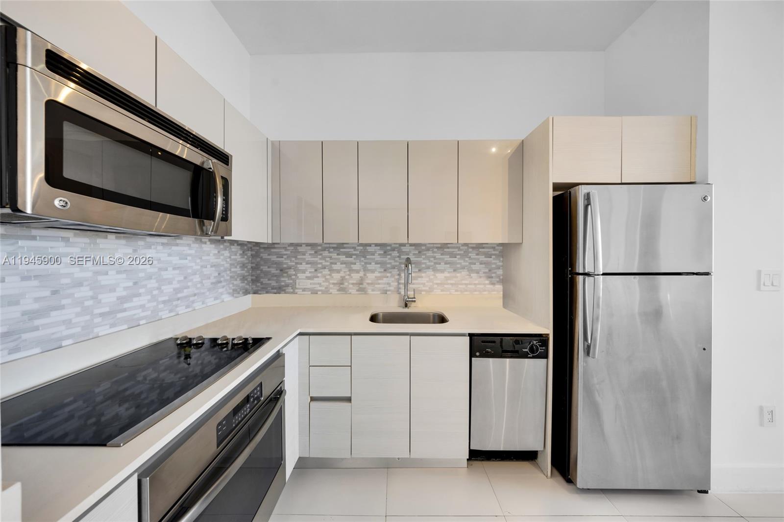 BEACHWALK CONDOMINIUM - Residential