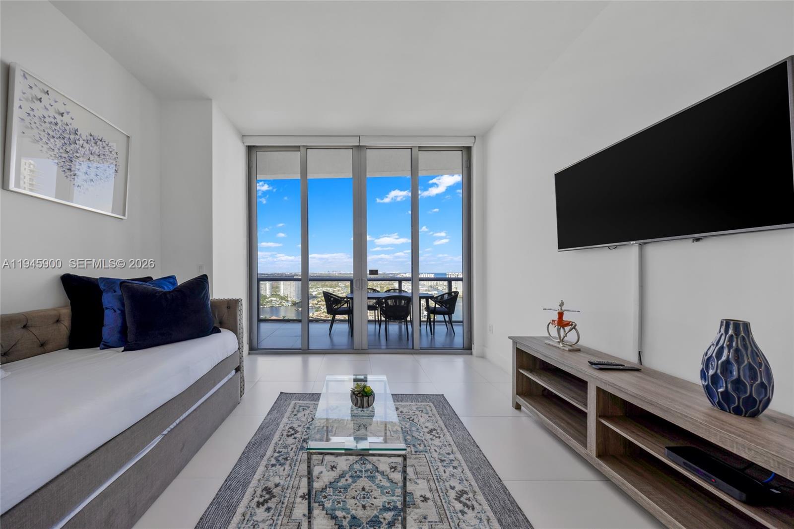 BEACHWALK CONDOMINIUM - Residential