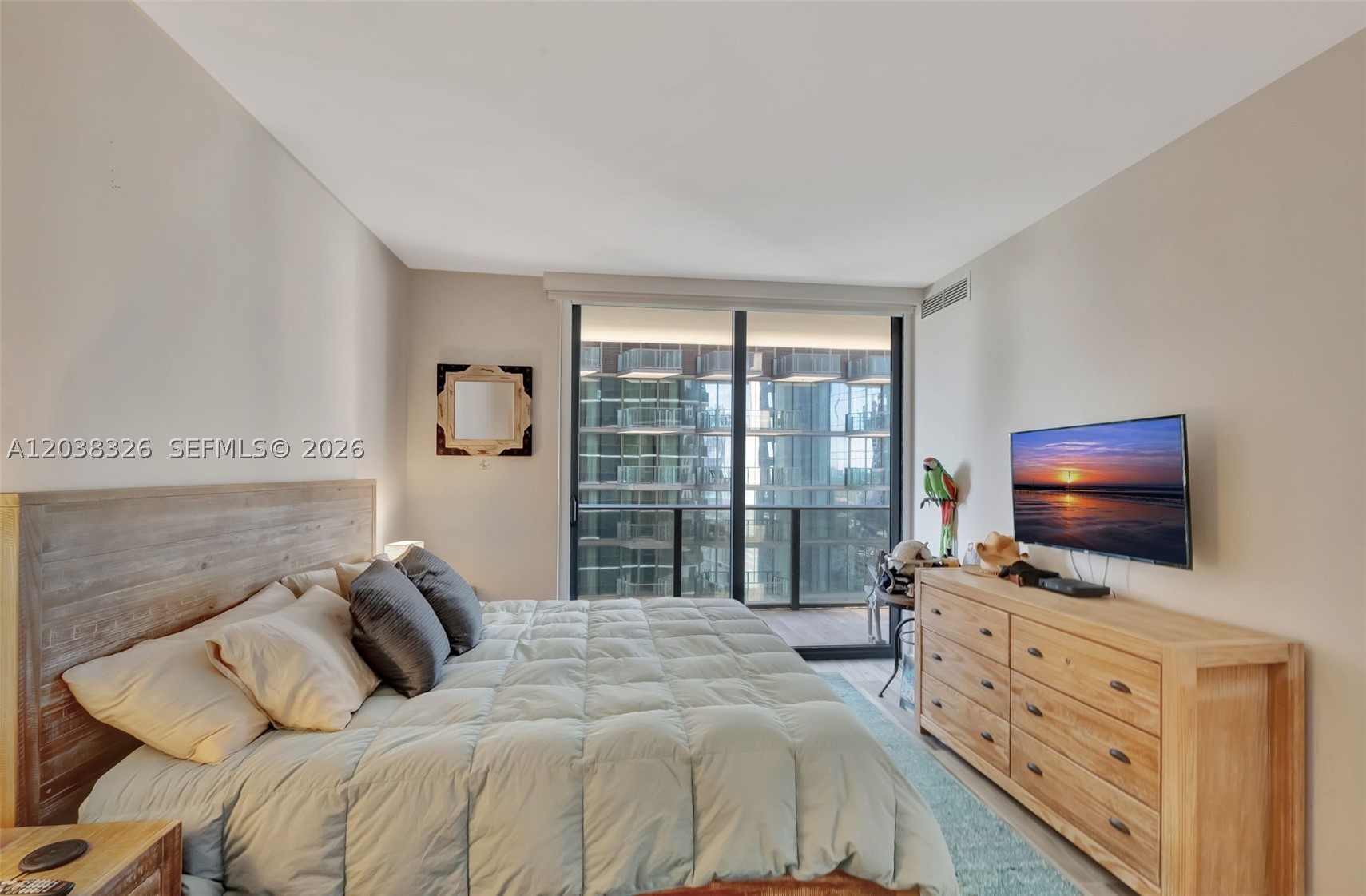 801 SMA RESIDENCES CONDO - Residential Lease