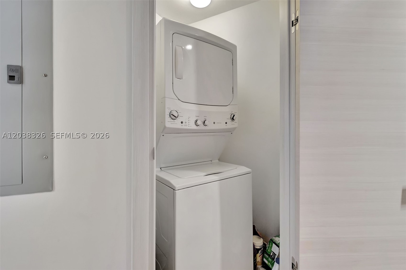 801 SMA RESIDENCES CONDO - Residential Lease