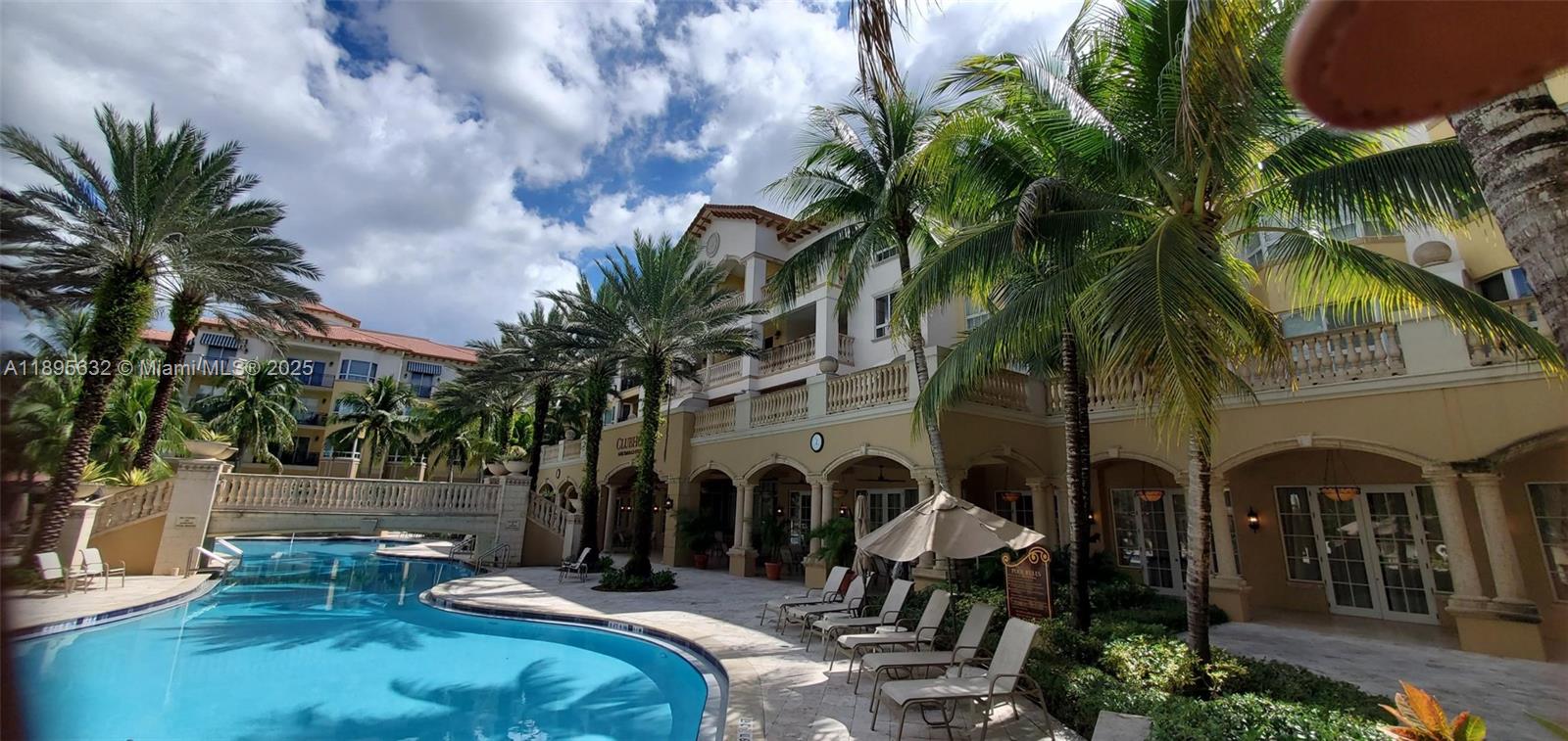 WESTON 55 PLUS CONDO - Residential Lease