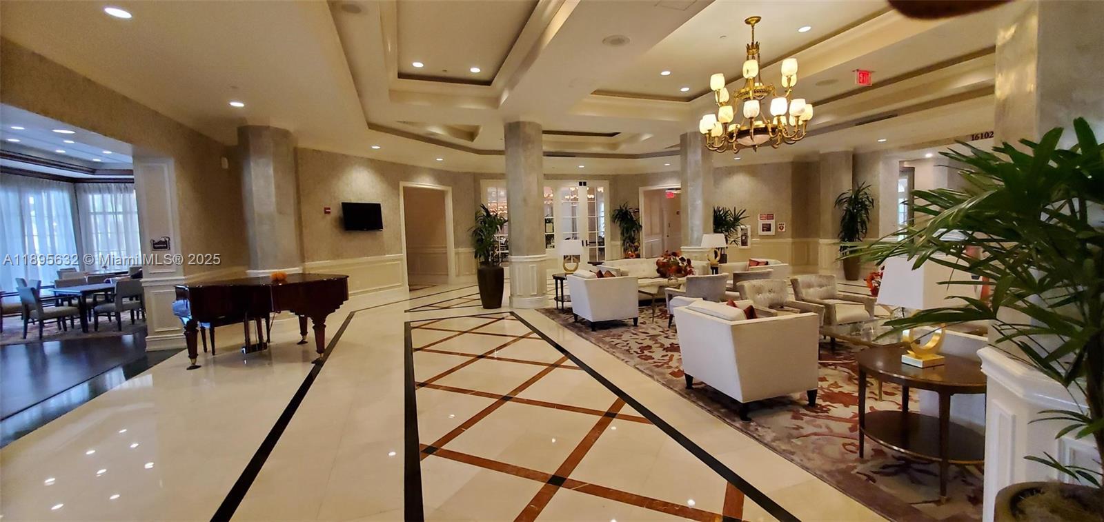 WESTON 55 PLUS CONDO - Residential Lease