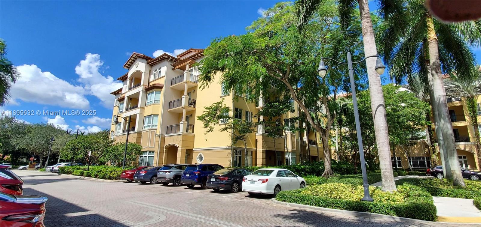 WESTON 55 PLUS CONDO - Residential Lease