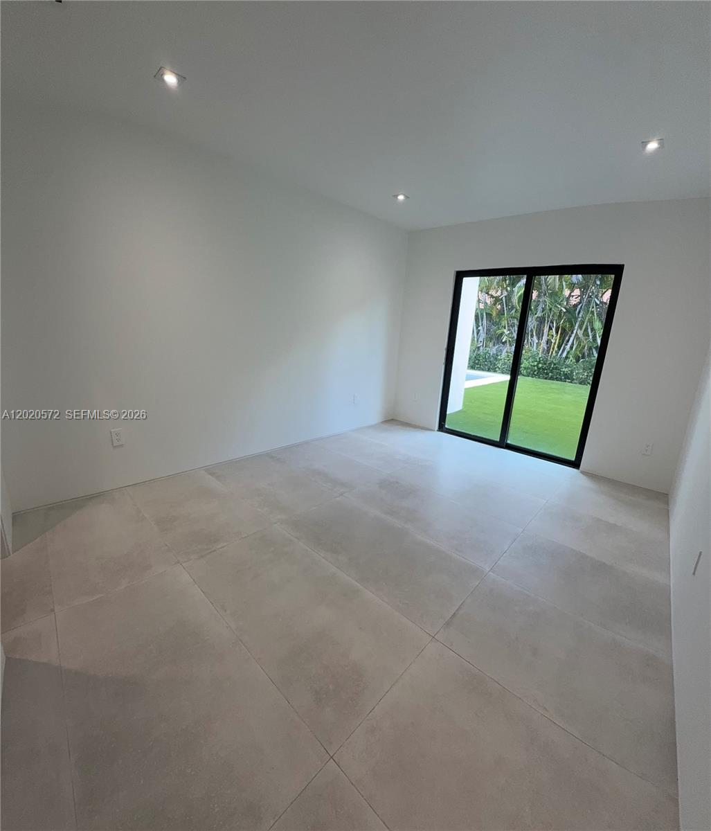 C GABLES RIVIERA SEC 10 - Residential