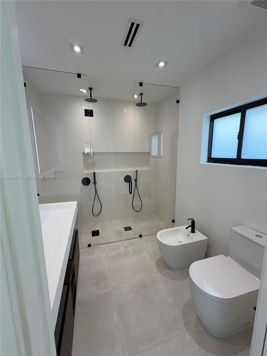 C GABLES RIVIERA SEC 10 - Residential