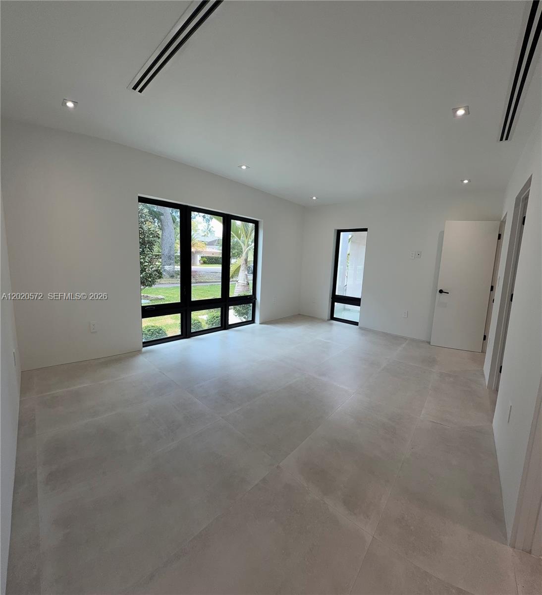 C GABLES RIVIERA SEC 10 - Residential