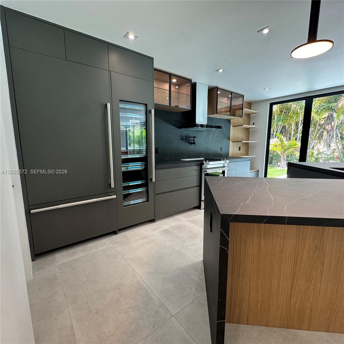 C GABLES RIVIERA SEC 10 - Residential