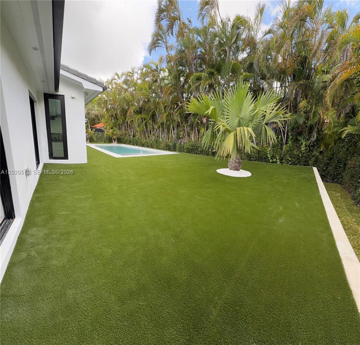 C GABLES RIVIERA SEC 10 - Residential