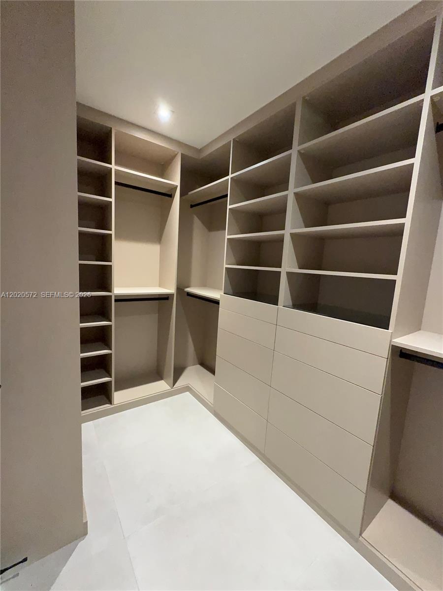 C GABLES RIVIERA SEC 10 - Residential