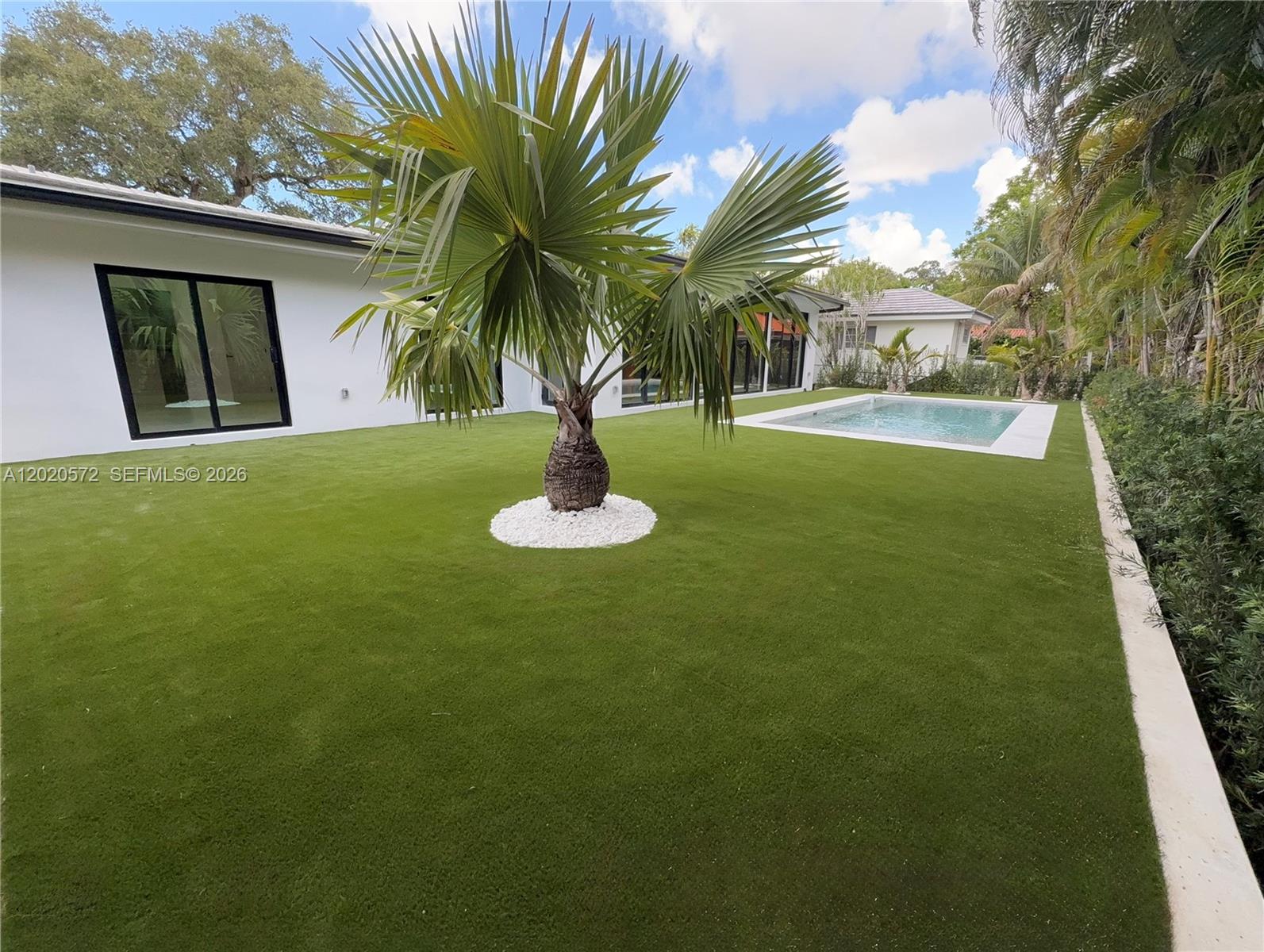 C GABLES RIVIERA SEC 10 - Residential