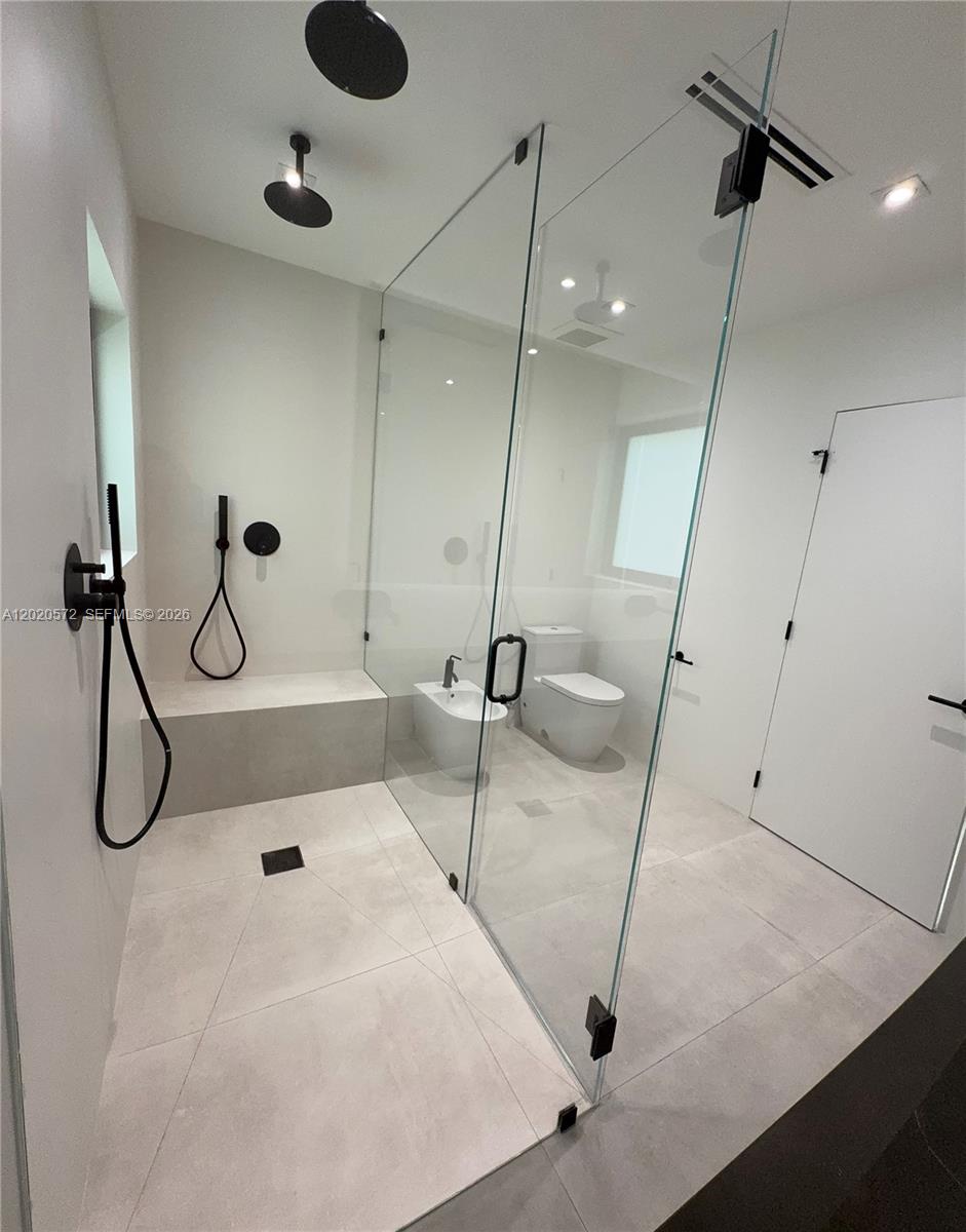 C GABLES RIVIERA SEC 10 - Residential