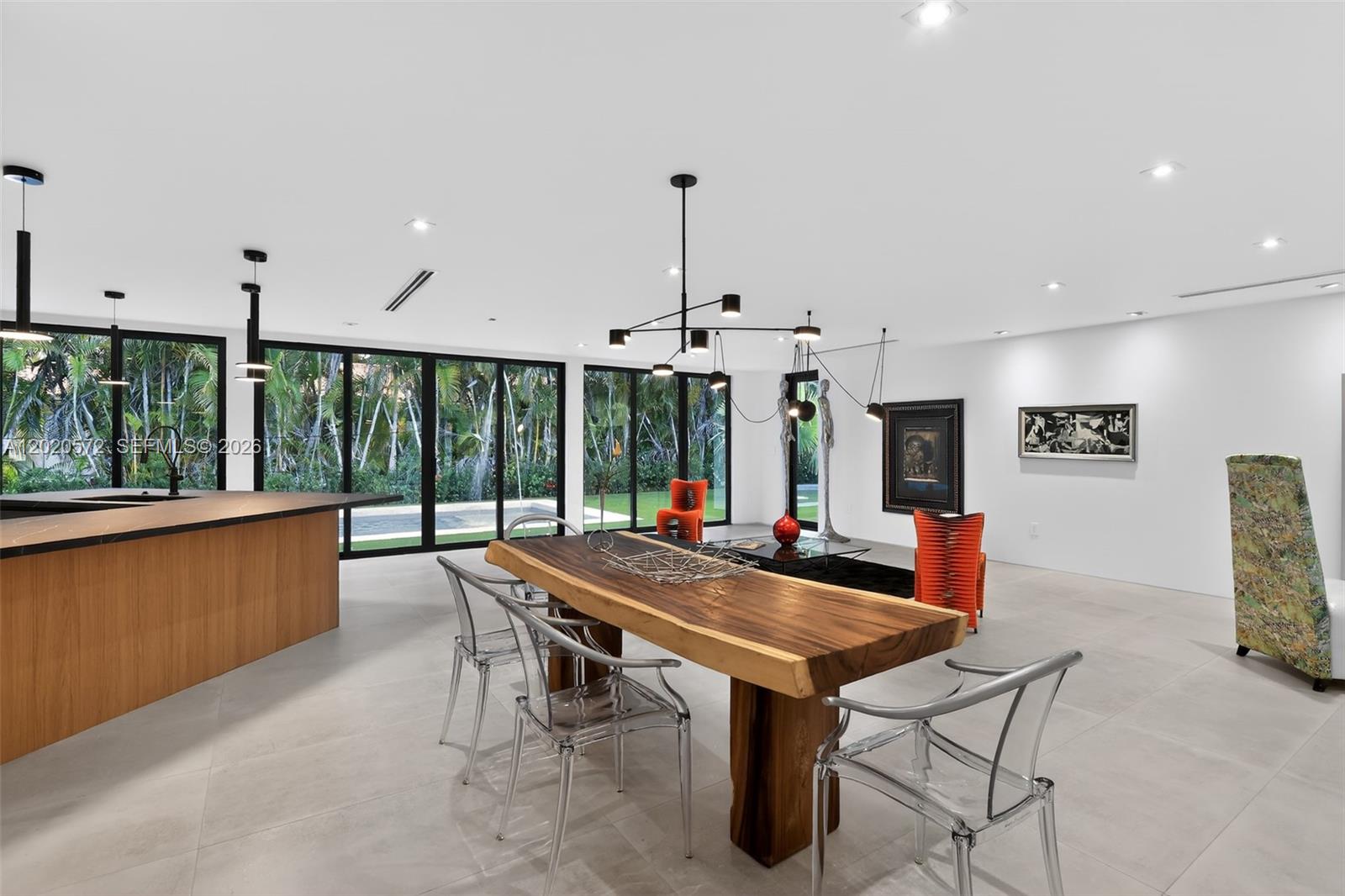 C GABLES RIVIERA SEC 10 - Residential