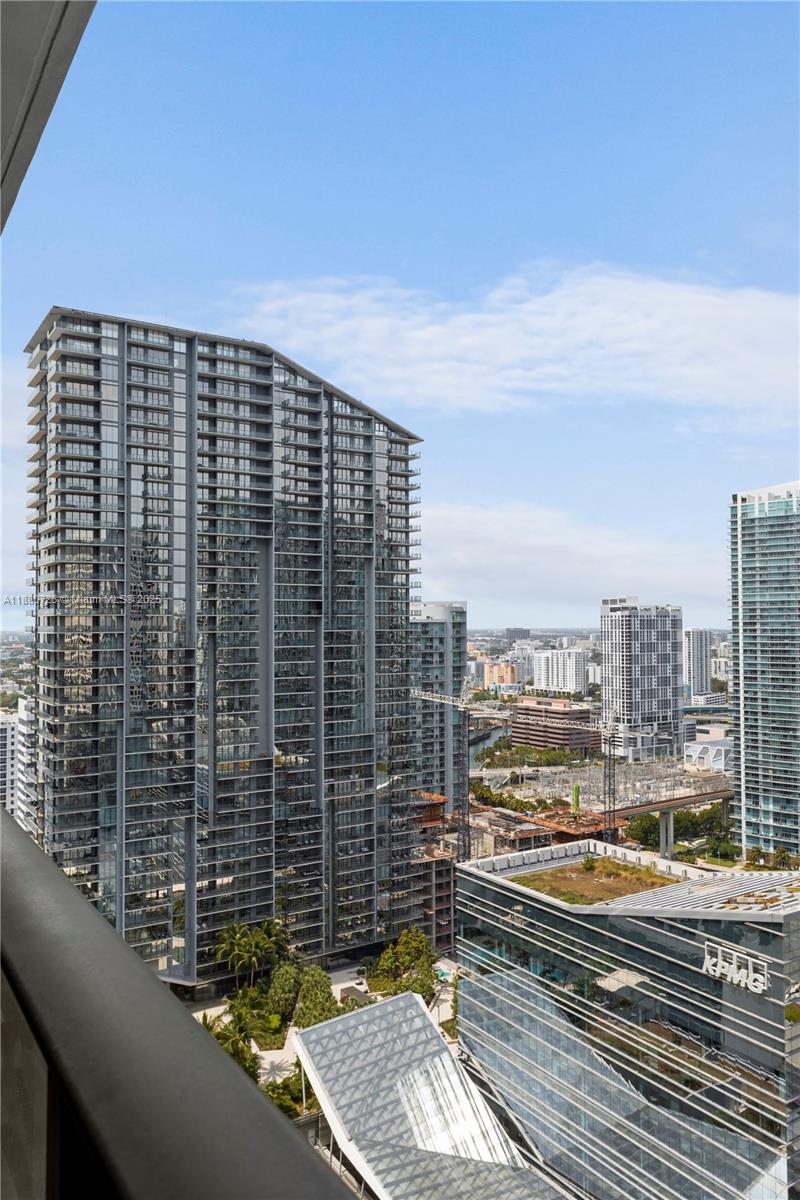 801 SMA RESIDENCES CONDO - Residential Lease