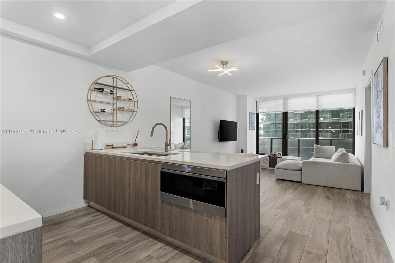 801 SMA RESIDENCES CONDO - Residential Lease