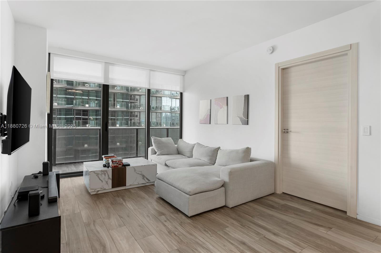 801 SMA RESIDENCES CONDO - Residential Lease