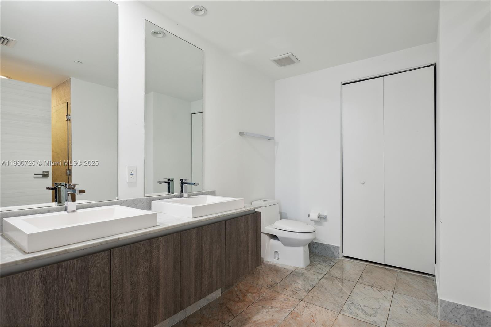 801 SMA RESIDENCES CONDO - Residential Lease