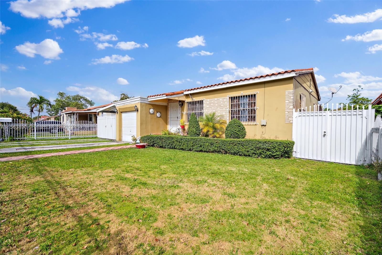 EL DORADO HEIGHTS - Residential