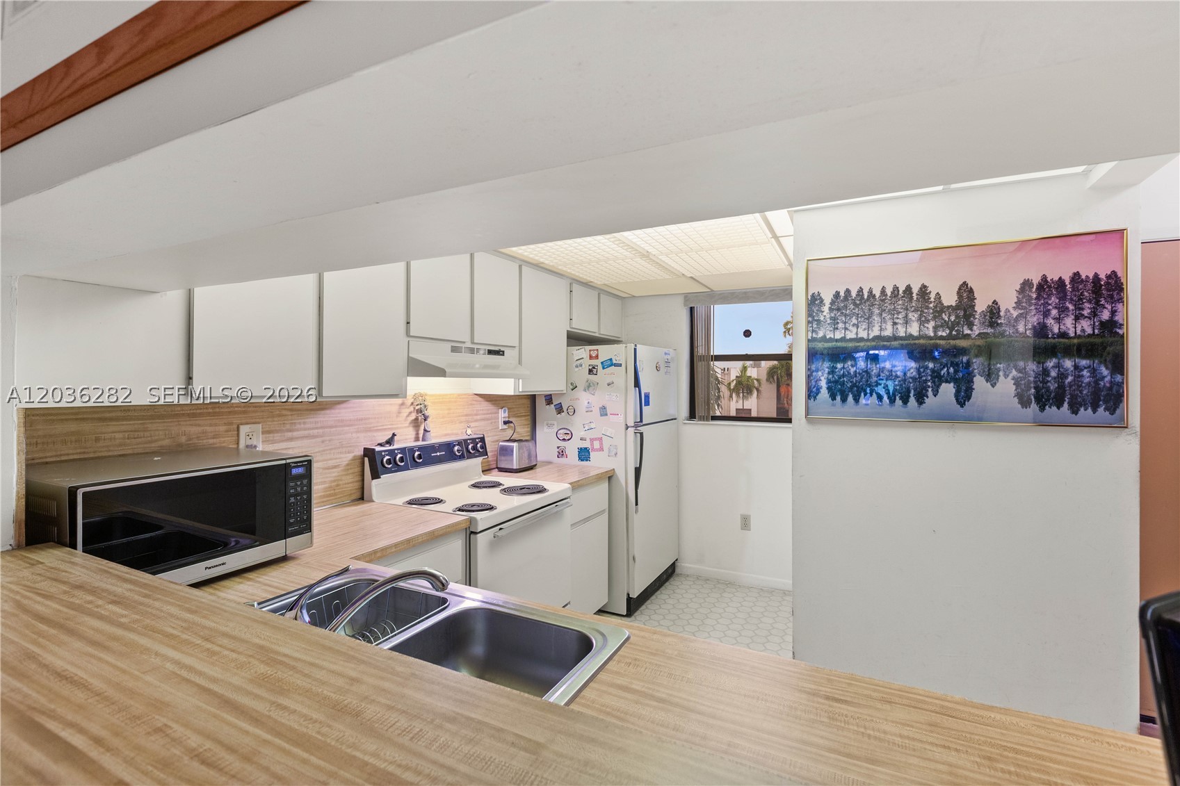 LAS BRISAS VILLAGE CONDO - Residential