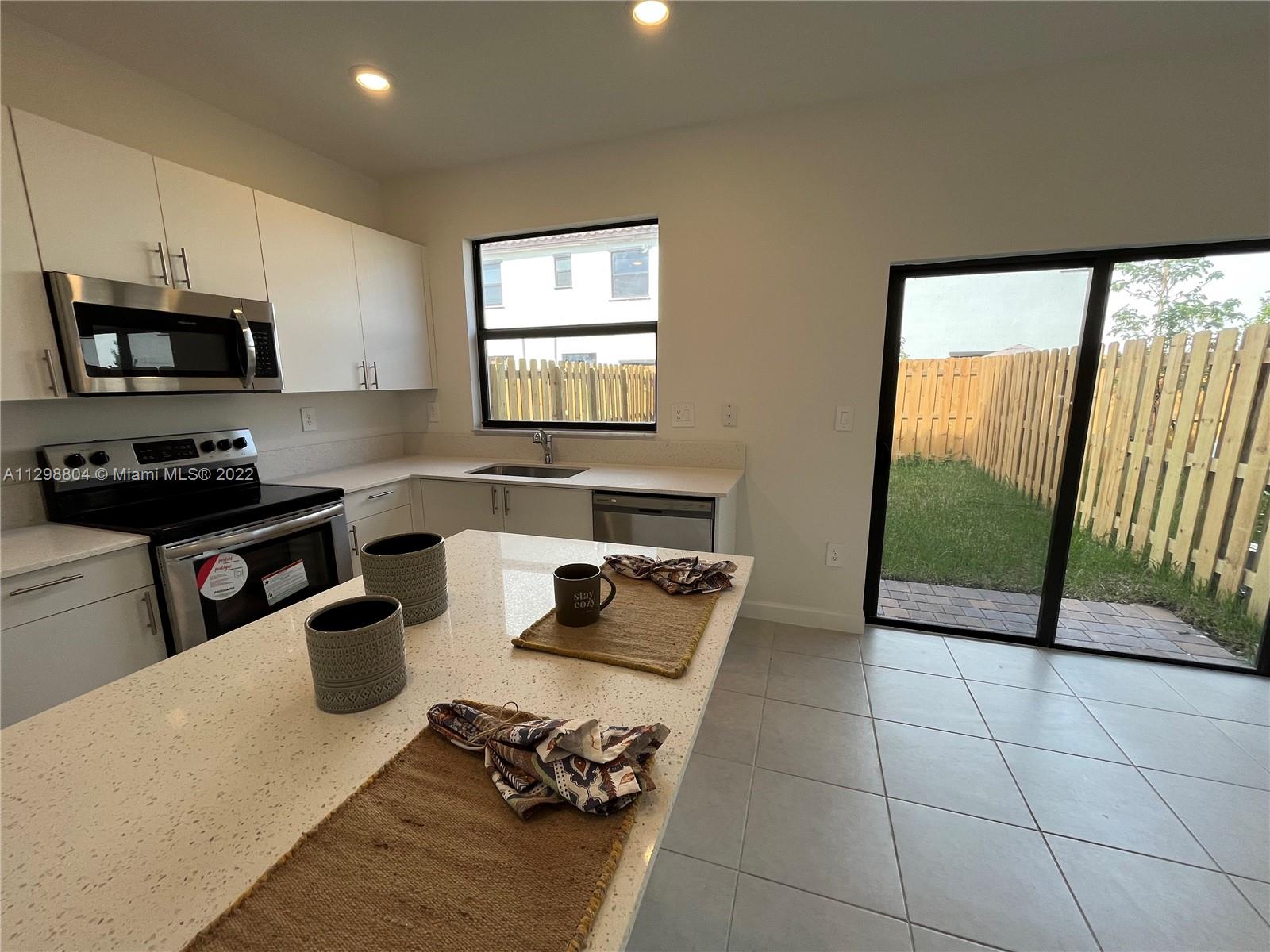 Corsica - Residential Lease