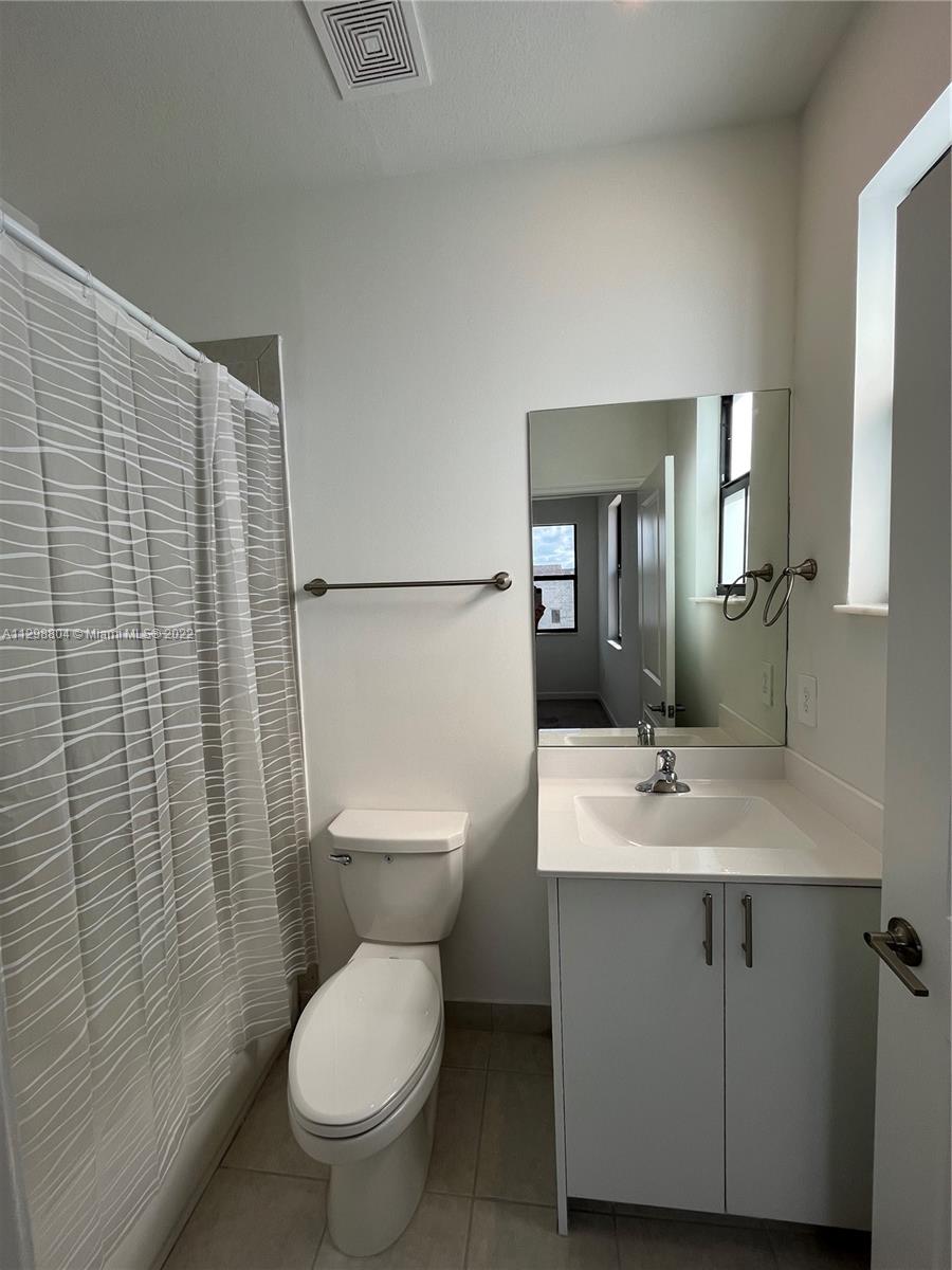 Corsica - Residential Lease