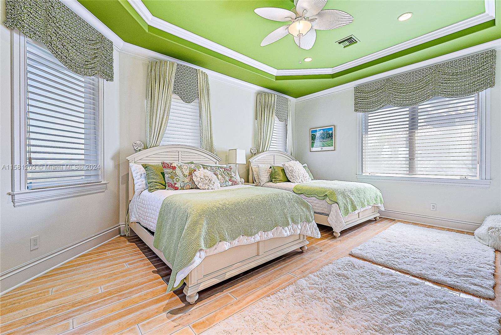Sanctuary Bay - Residential