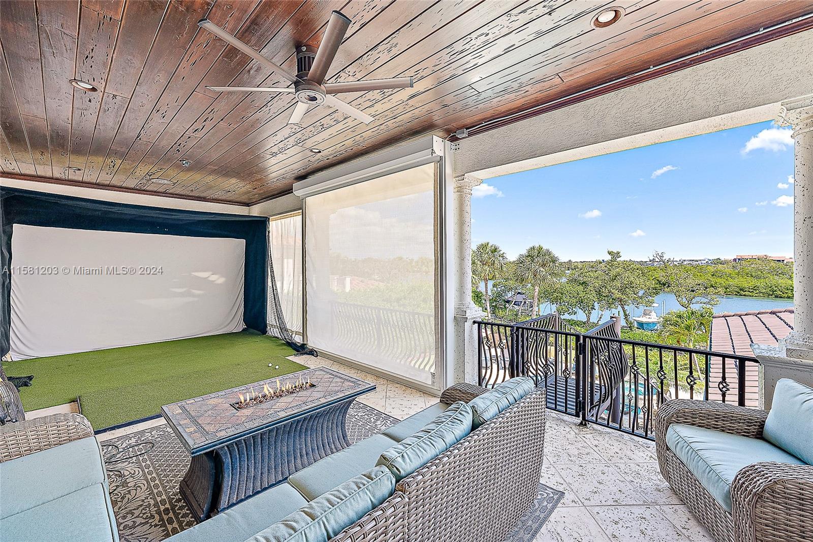 Sanctuary Bay - Residential