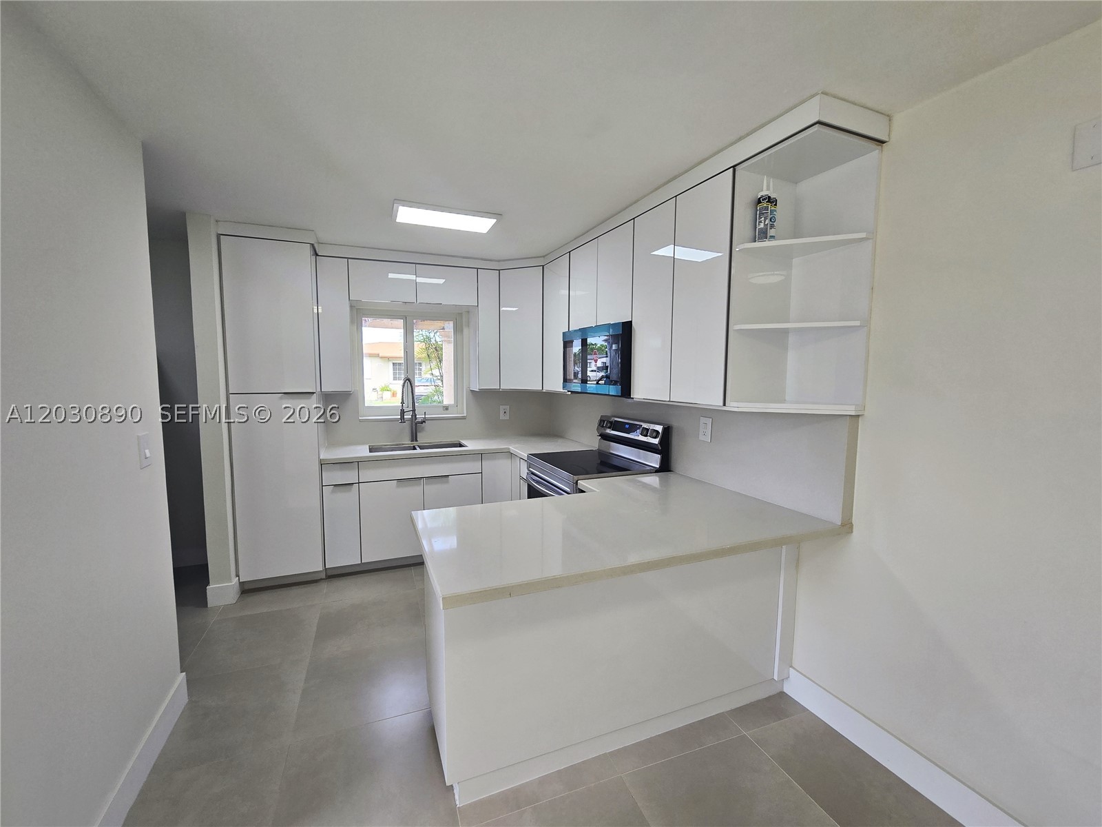 BIRD ROAD HIGHLANDS - Residential Lease