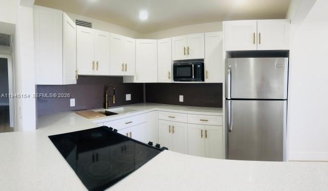 KINGSLEY AT CENTURY VILLA - Residential