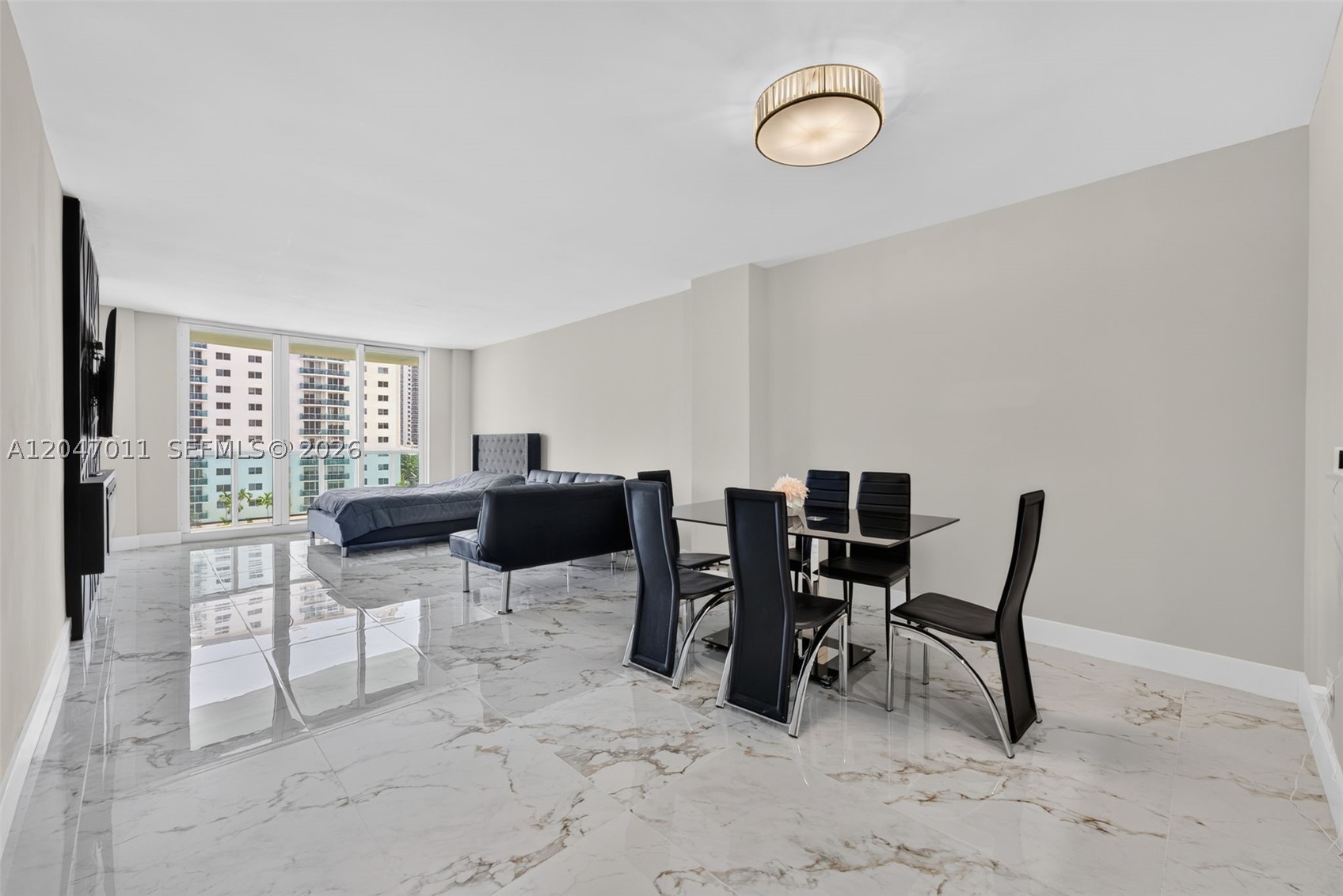 OCEANVIEW BUILDING B COND - Residential Lease