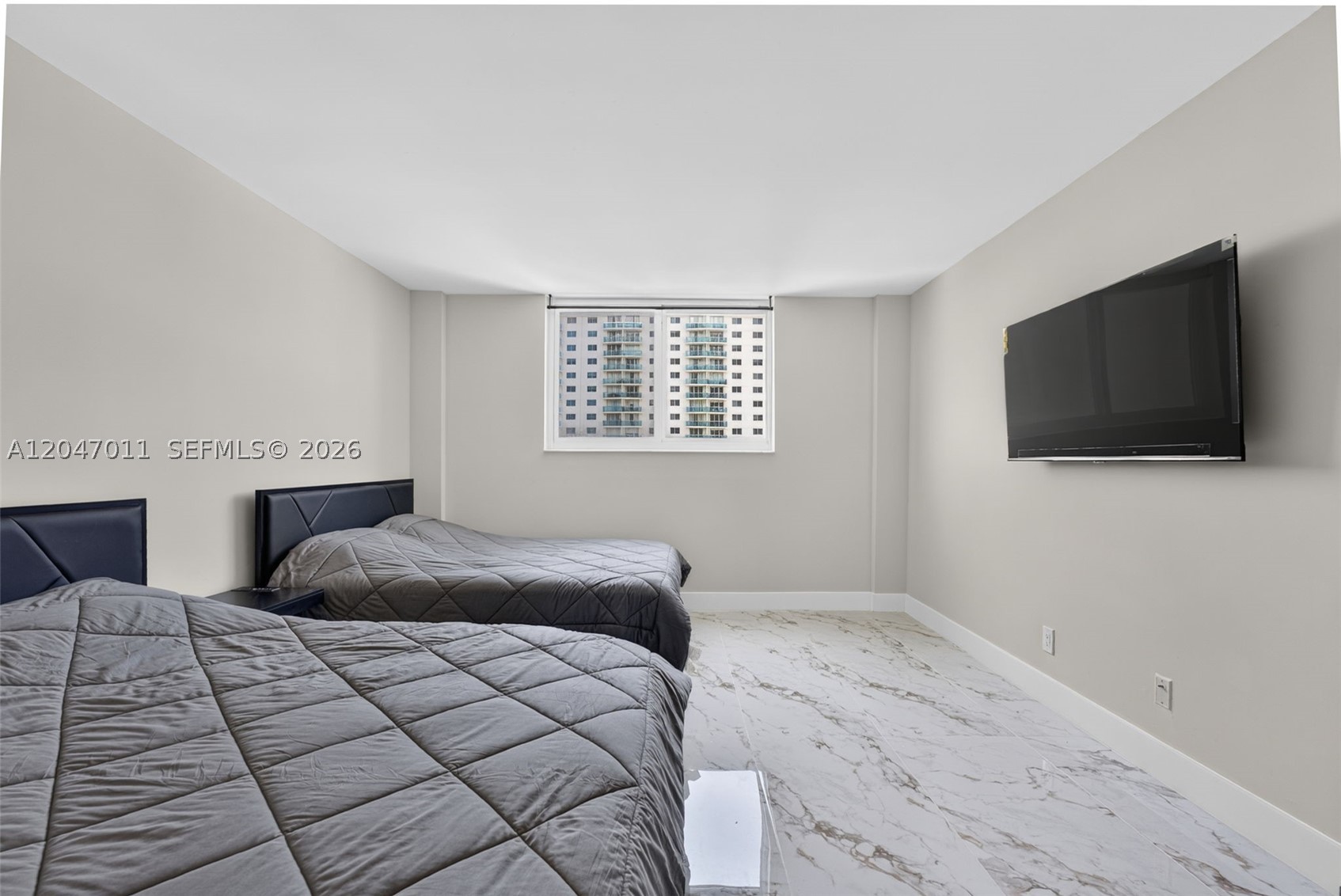 OCEANVIEW BUILDING B COND - Residential Lease