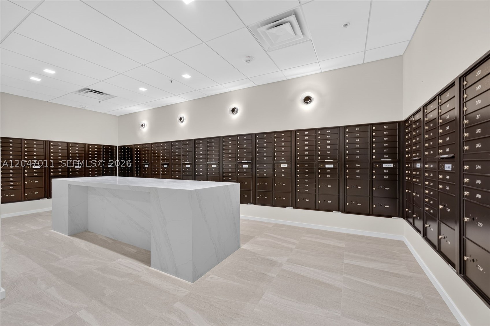 OCEANVIEW BUILDING B COND - Residential Lease