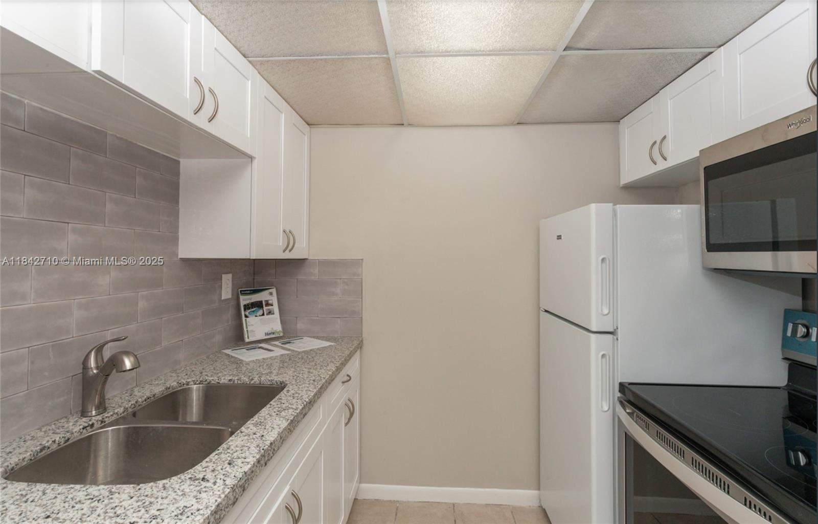 WARRENTON HOUSE CONDO - Residential