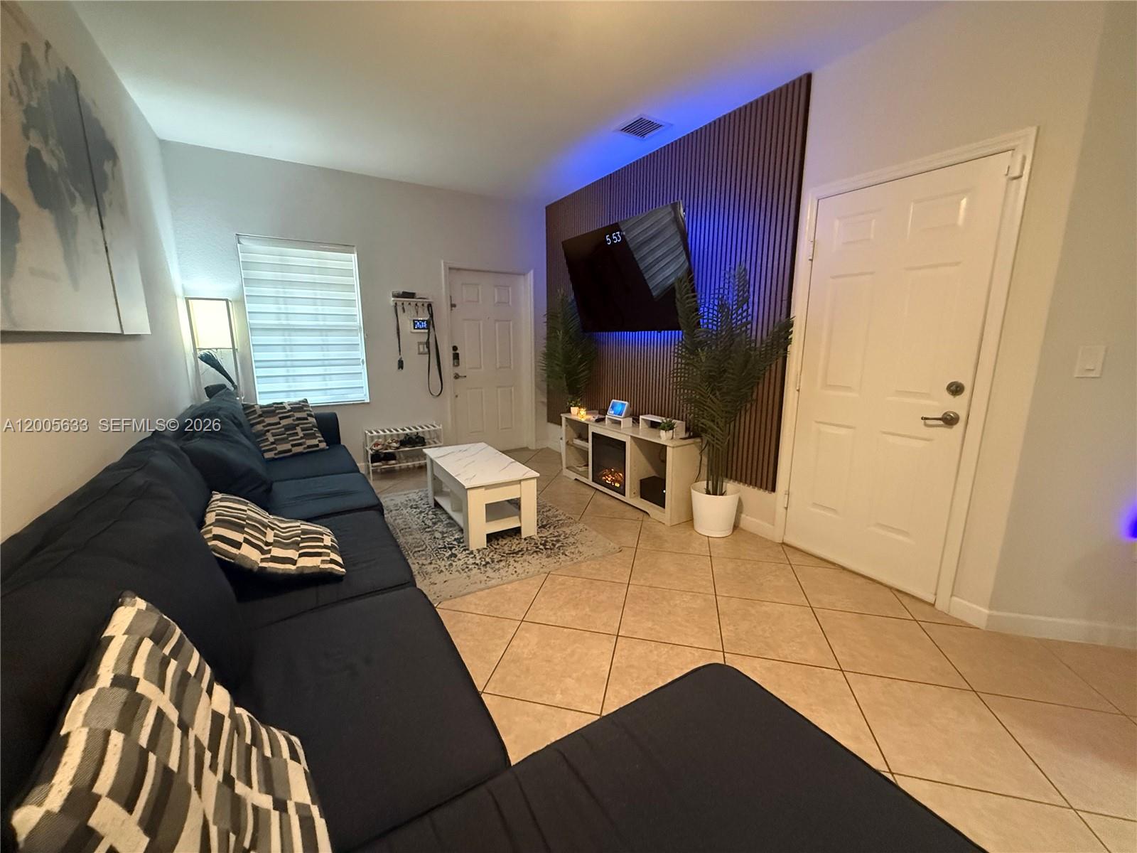 LAKES BY THE BAY GEE - Residential