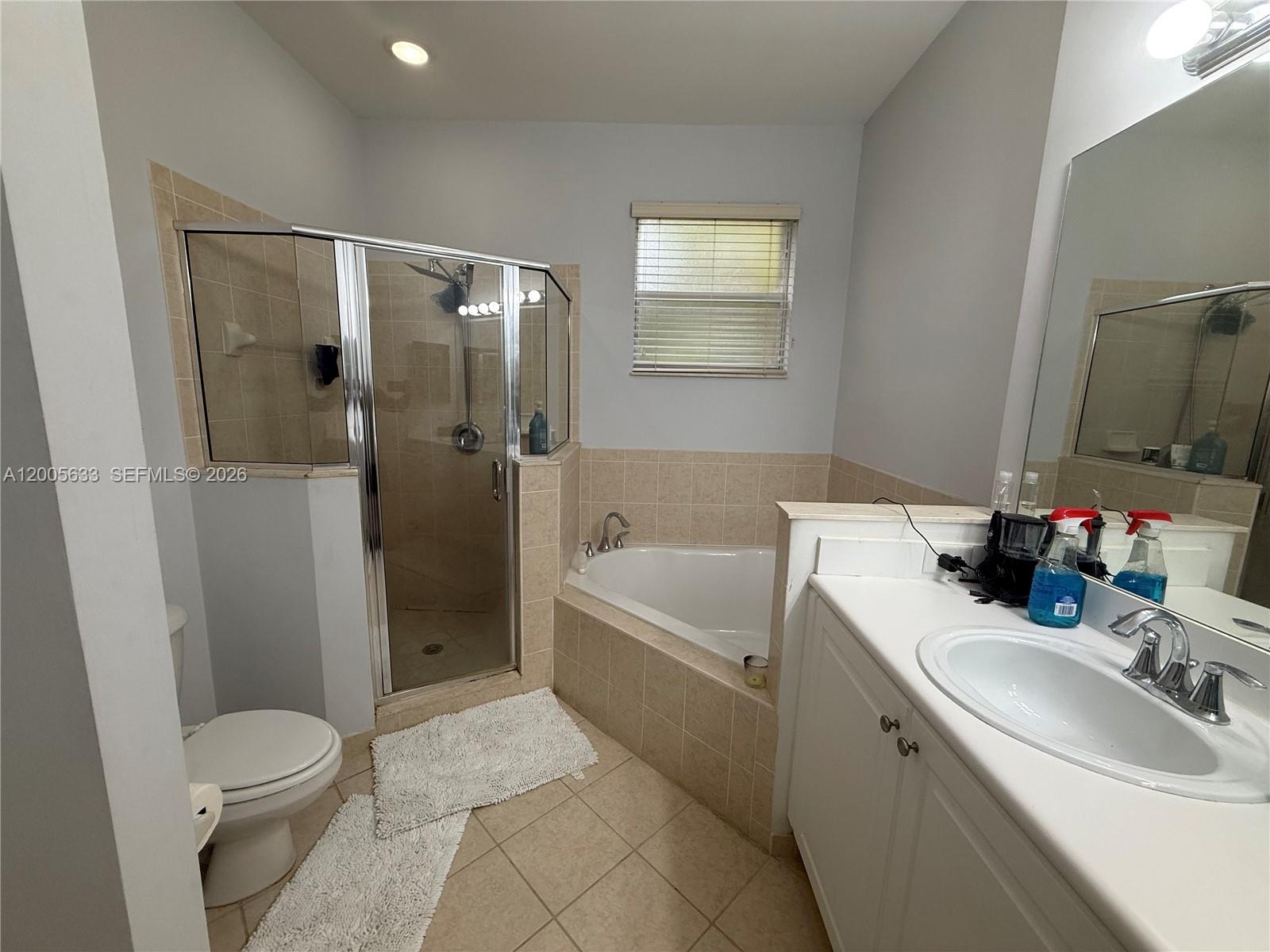 LAKES BY THE BAY GEE - Residential