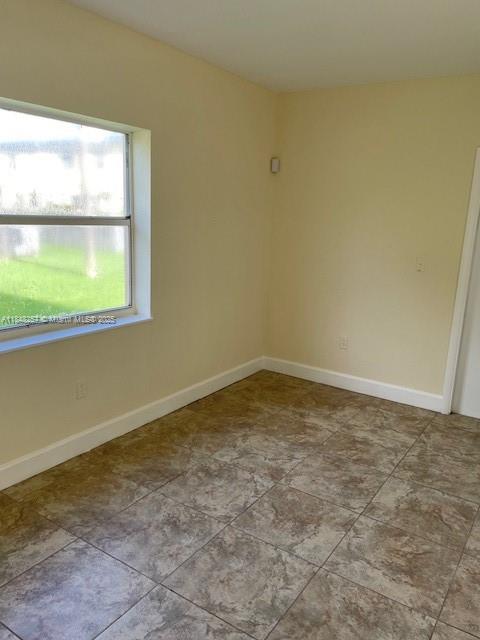 SUNSET PALM VILLAS CONDO - Residential