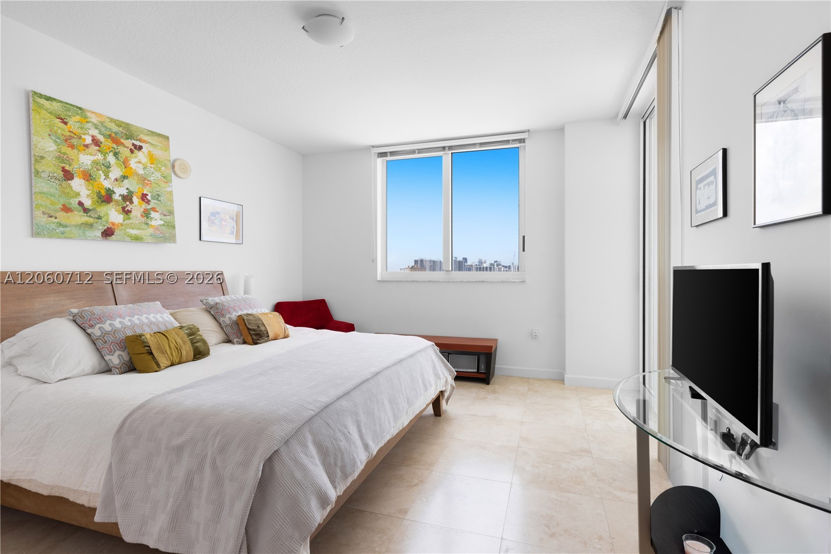 DUO CONDOMINIUM WEST - Residential