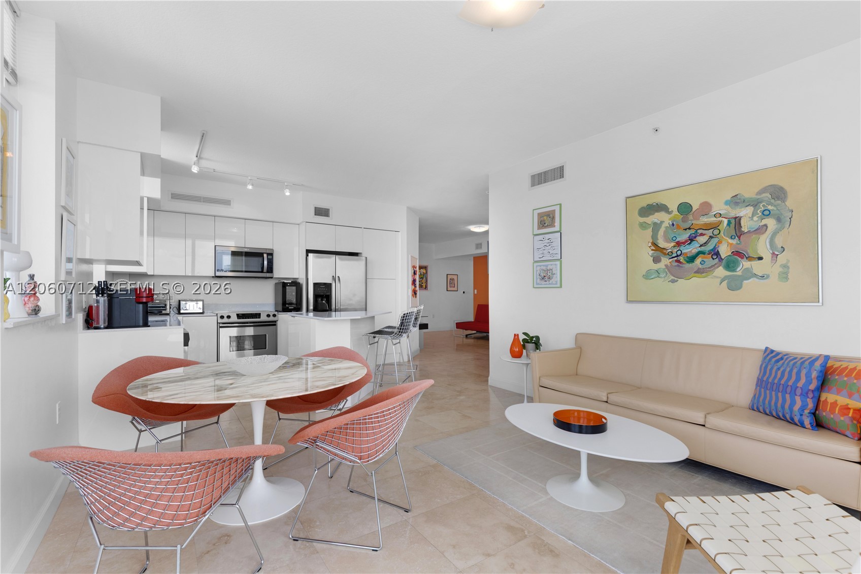 DUO CONDOMINIUM WEST - Residential