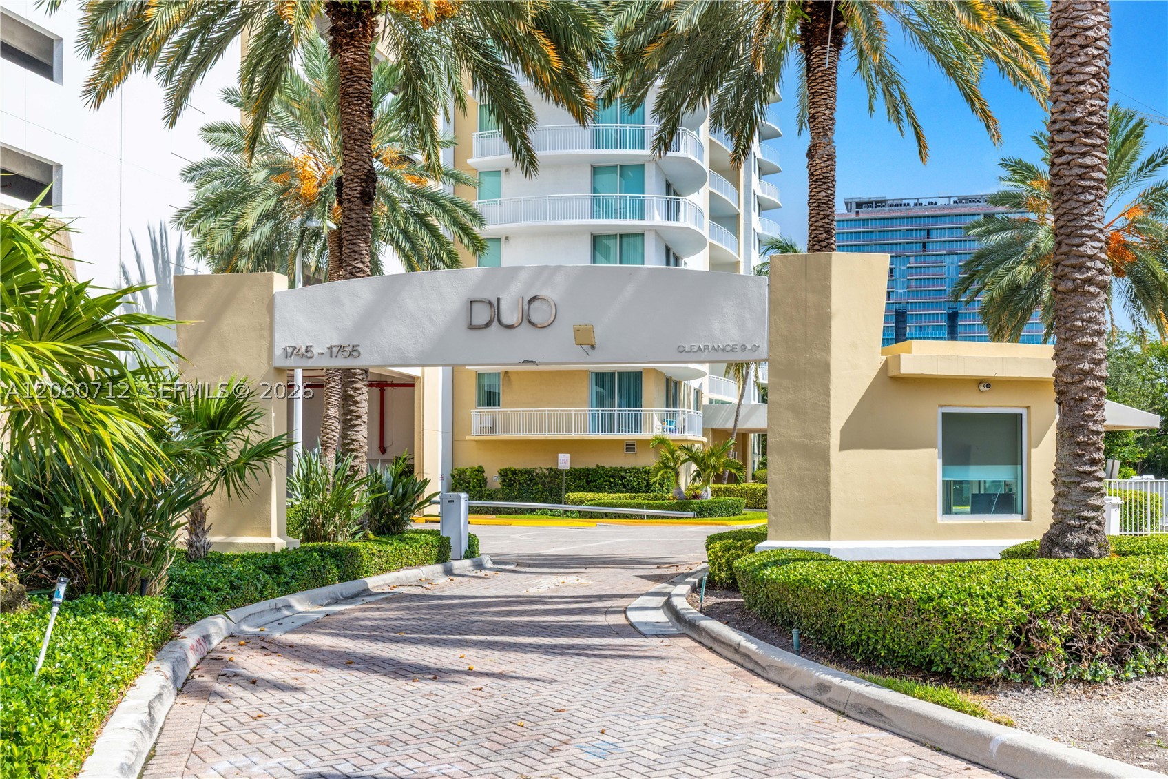 DUO CONDOMINIUM WEST - Residential