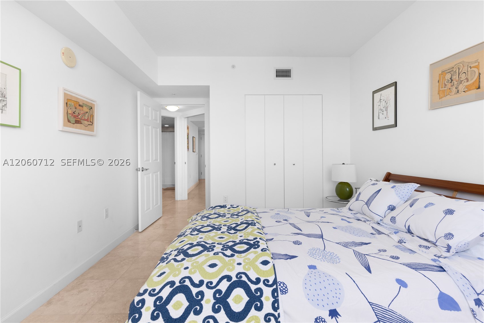 DUO CONDOMINIUM WEST - Residential