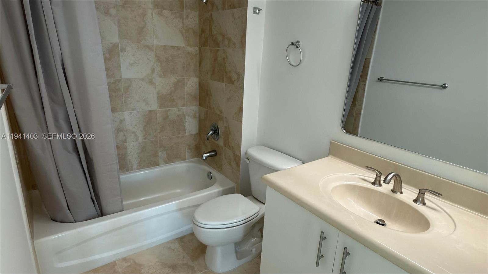 360 CONDO A - Residential