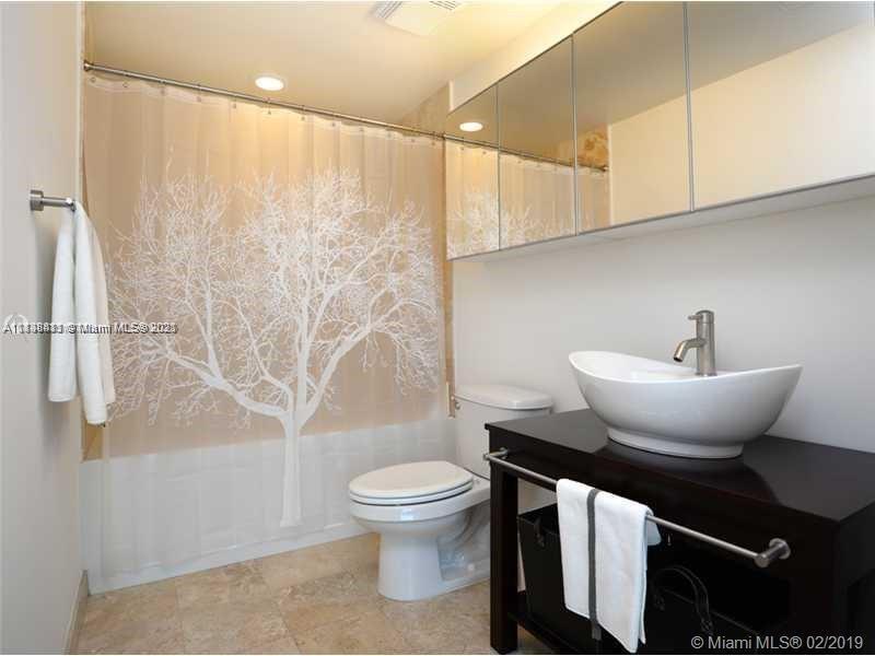 WIND CONDO - Residential Lease