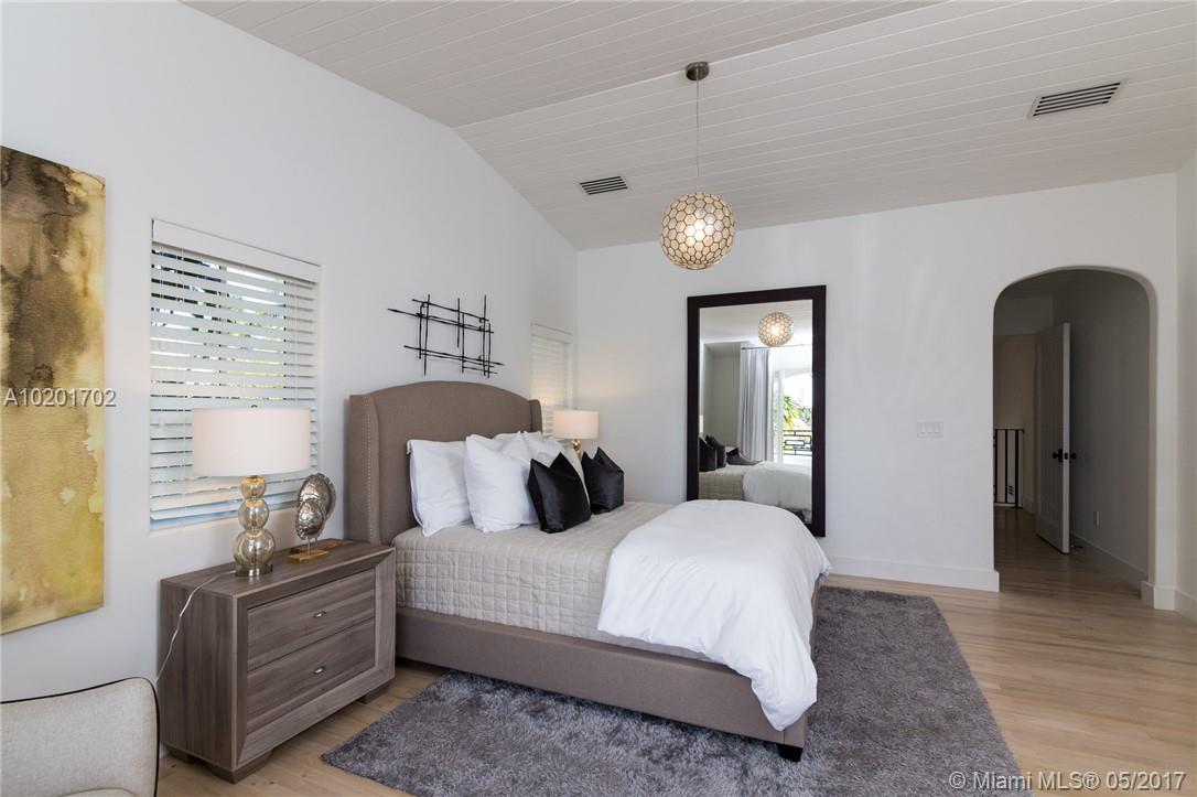 Di Lido Island - Residential