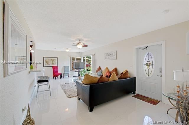 LINWOOD GARDENS NO 1 - Residential