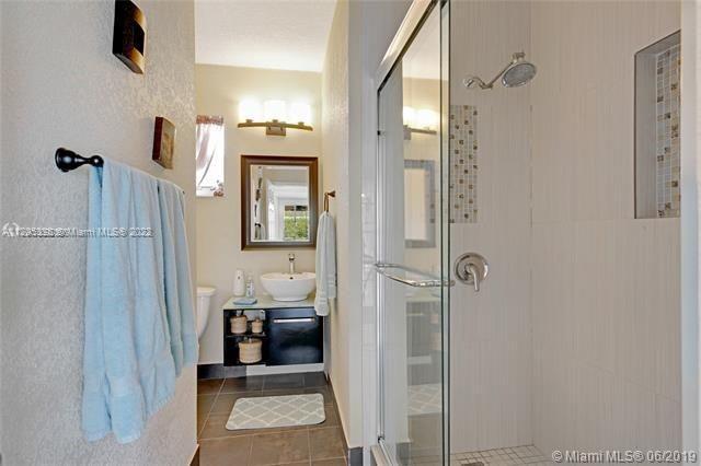 LINWOOD GARDENS NO 1 - Residential