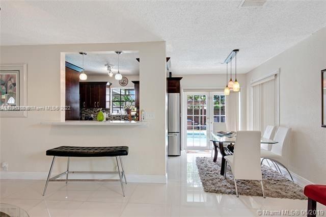 LINWOOD GARDENS NO 1 - Residential