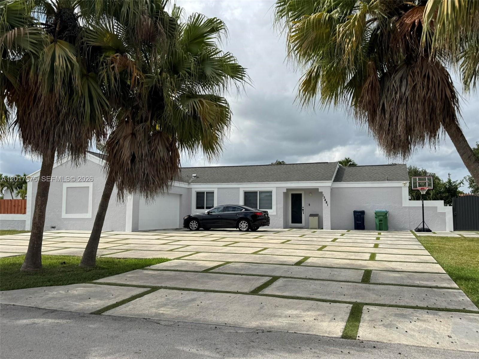 WEITZER SHAUNA MEADOWS SE - Residential