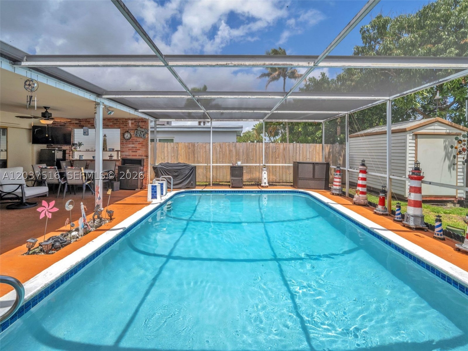 HOLLYWOOD HILLS AMEN PLAT - Residential