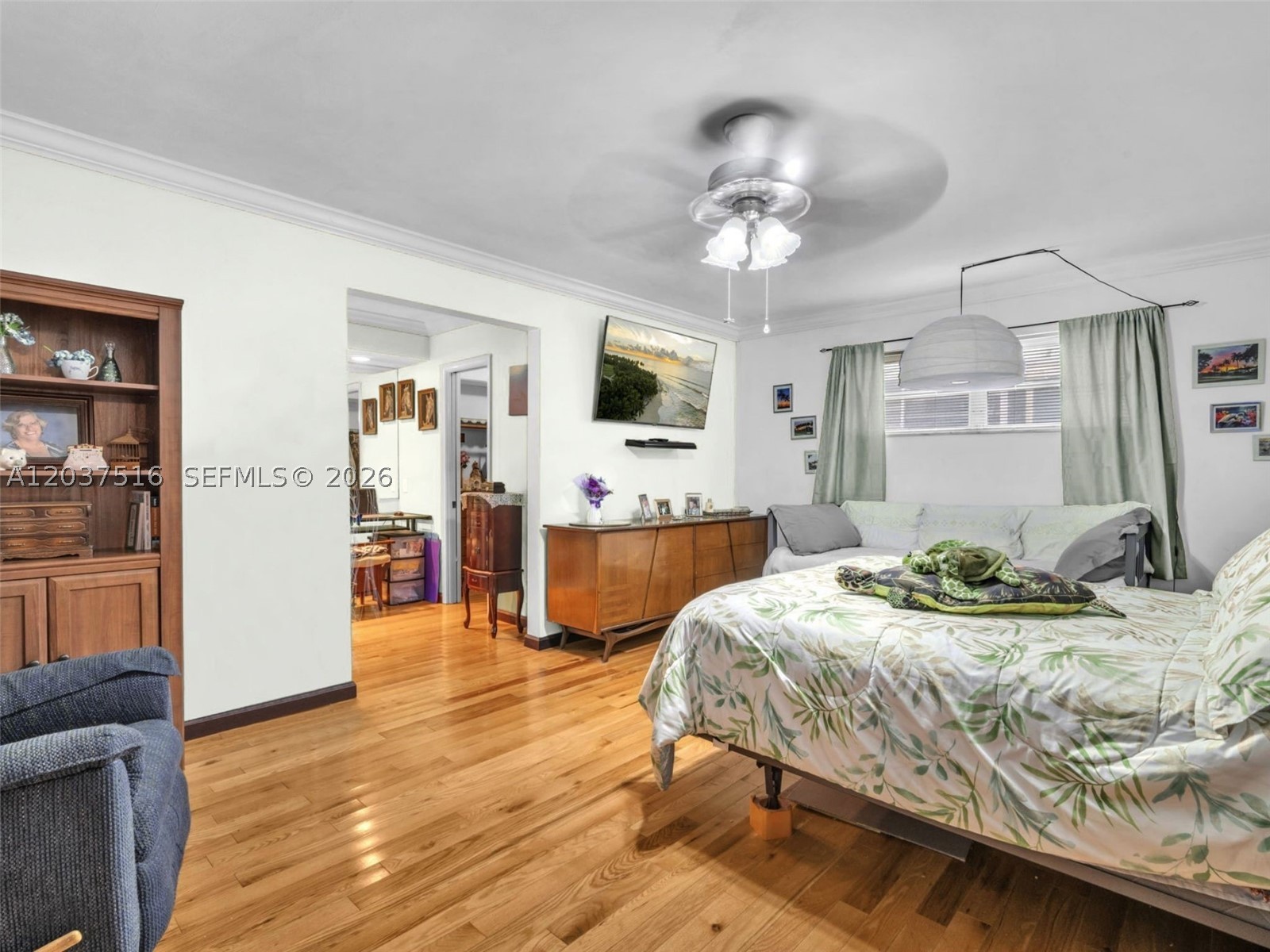 HOLLYWOOD HILLS AMEN PLAT - Residential
