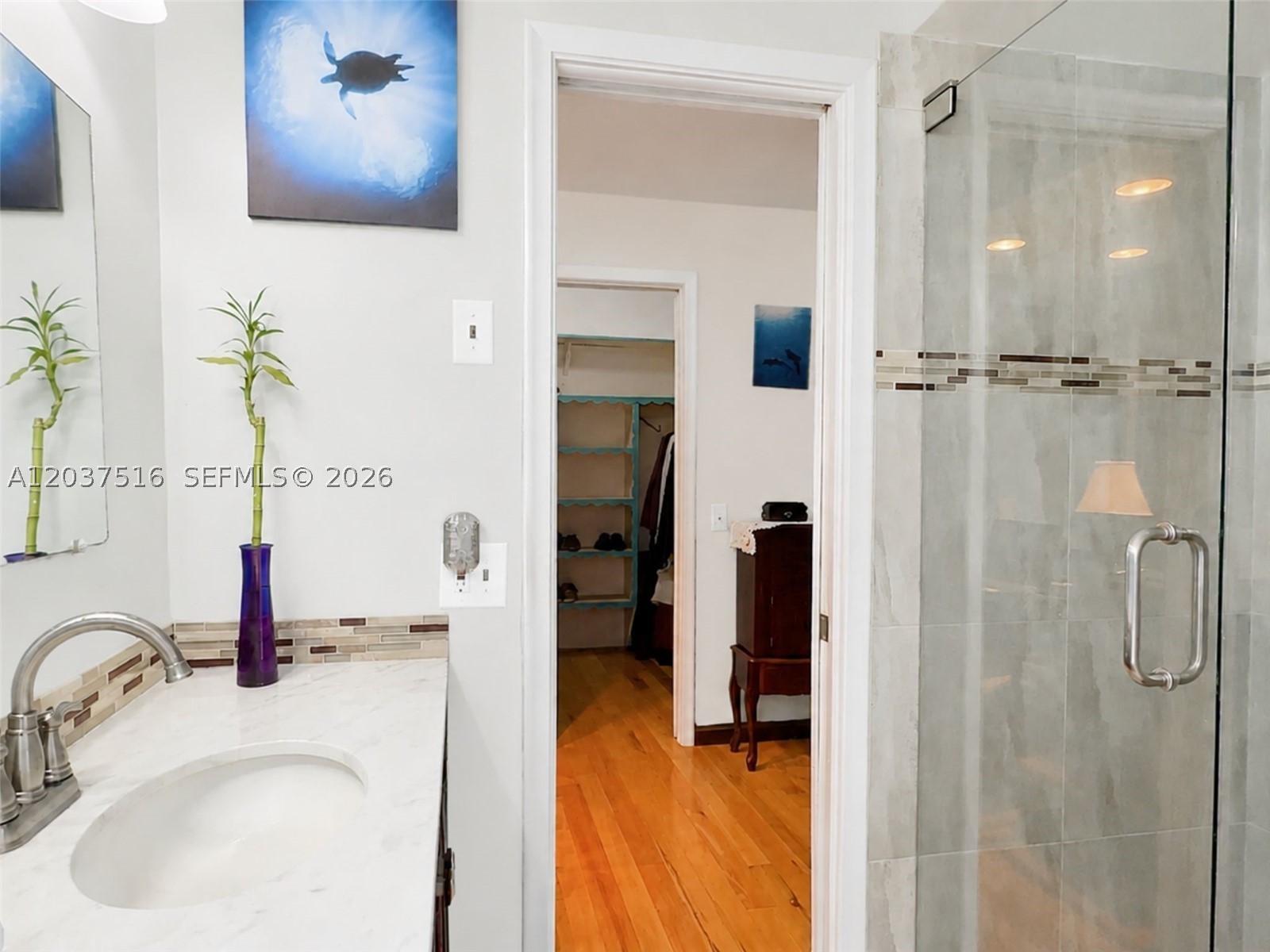 HOLLYWOOD HILLS AMEN PLAT - Residential