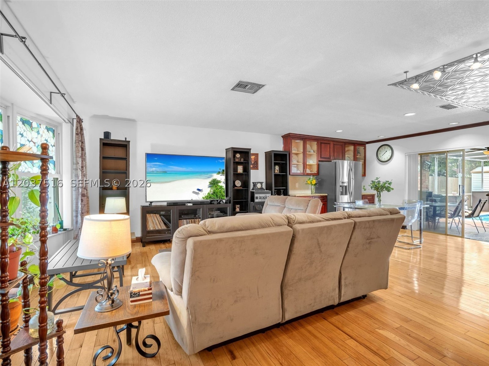 HOLLYWOOD HILLS AMEN PLAT - Residential